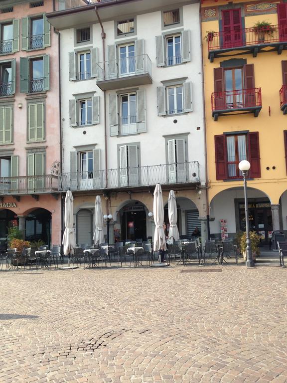 La Casa Del Porto Apartman Lovere Szoba fotó